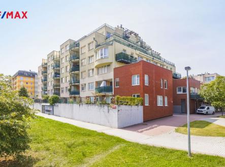 Prodej bytu, 2+kk, 54 m²