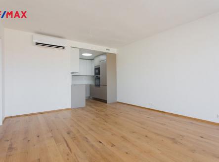 Pronájem bytu, 2+kk, 65 m²