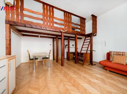 Pronájem bytu, 2+kk, 67 m²