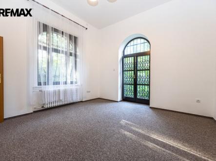 Pronájem kanceláře, 95 m²