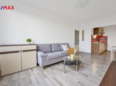 Pronájem bytu, 2+kk, 43 m²