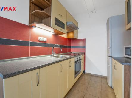 Pronájem bytu, 2+kk, 43 m²