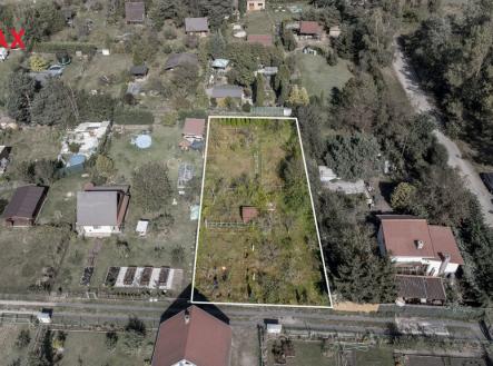 Prodej - pozemek, zahrada, 798 m²