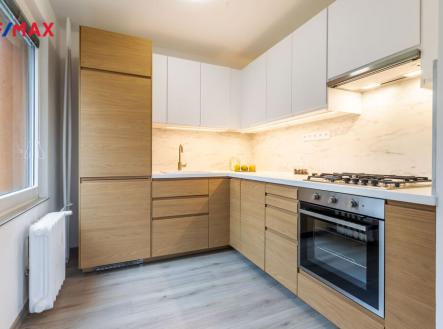 Pronájem bytu, 2+kk, 58 m²