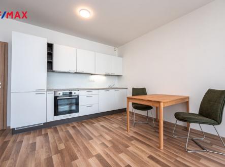 Pronájem bytu, 1+kk, 33 m² obrázek