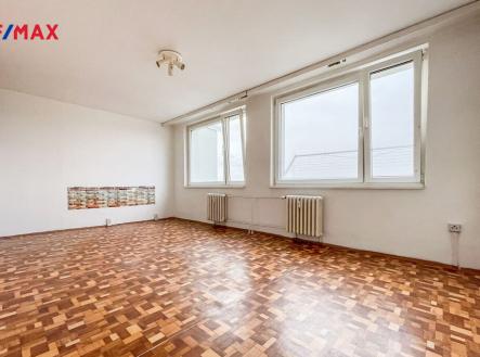 Pronájem bytu, 1+kk, 33 m²