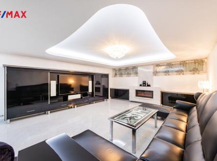 Prodej domu/vily, 365 m² obrázek