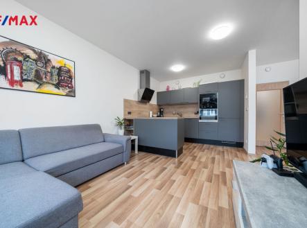 Pronájem bytu, 3+kk, 75 m²