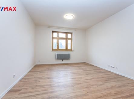 Pronájem bytu, 1+kk, 23 m²