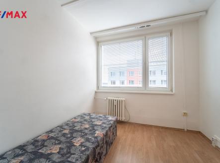 Pronájem bytu, 1+kk, 34 m²