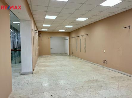 Pronájem obchodní prostor, 57 m²