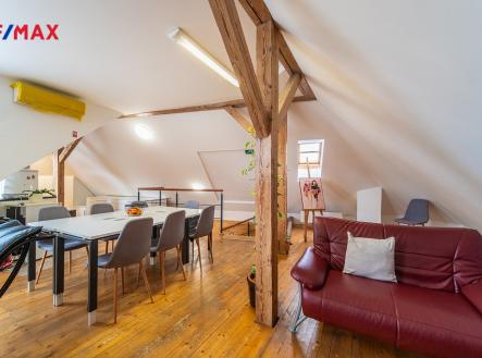 Prodej bytu, 6+1, 180 m²