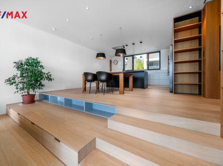 Prodej domu/vily, 321 m²