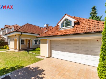 Pronájem domu/vily, 280 m²