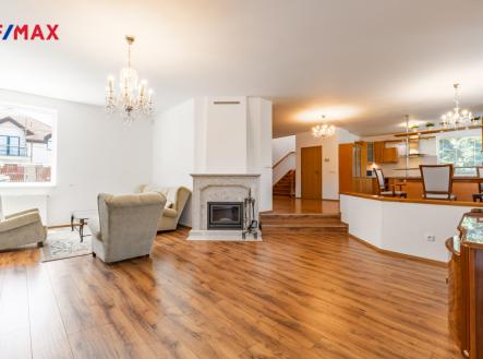 Pronájem domu/vily, 280 m²