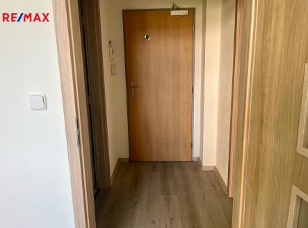 Pronájem bytu, 2+kk, 35 m²
