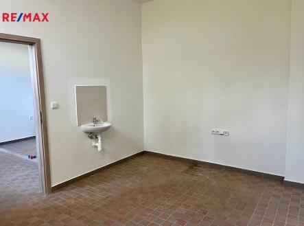 Pronájem obchodní prostor, 40 m²