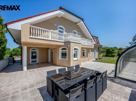 Prodej domu/vily, 229 m² obrázek