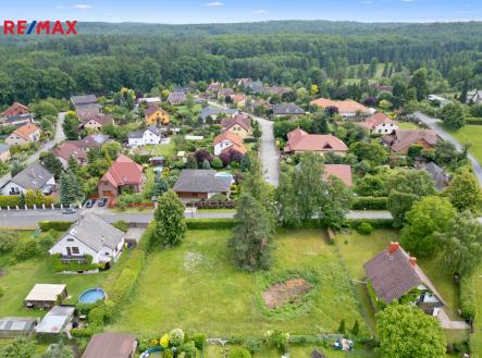 Prodej - pozemek pro bydlení, 1 714 m²