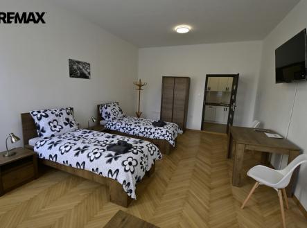 Pronájem bytu, 2+1, 55 m²