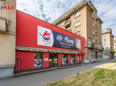 Prodej obchodní prostor, 370 m²