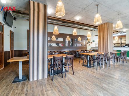 Prodej - restaurace, 370 m²