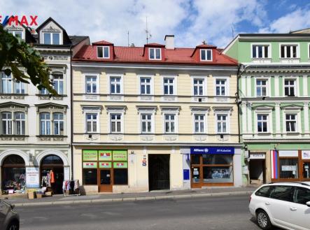 Prodej - nájemní dům, 615 m²