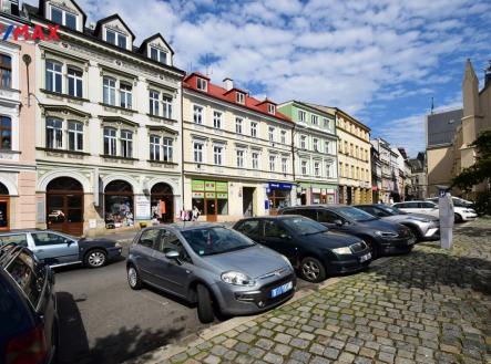 Prodej - nájemní dům, 615 m²