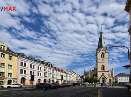 Prodej - nájemní dům, 615 m²