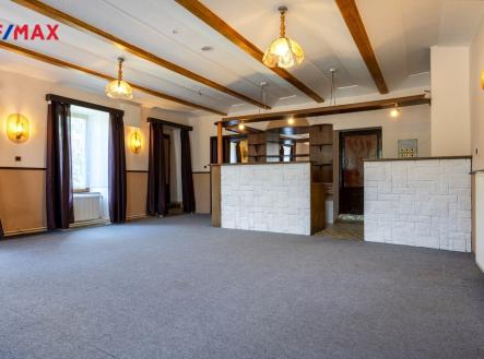 Prodej obchodní prostor, 354 m²