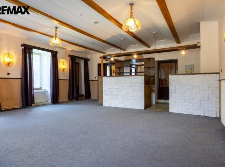 Prodej obchodní prostor, 354 m²