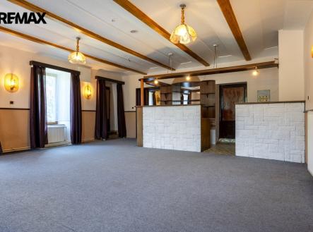 Prodej obchodní prostor, 354 m²