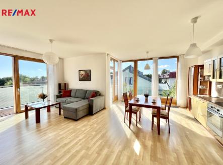 Pronájem bytu, 3+kk, 110 m²