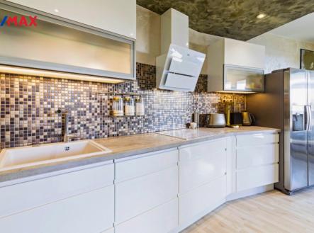 Prodej bytu, 3+kk, 81 m²