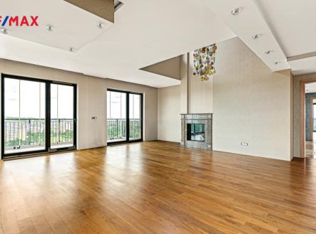 Prodej bytu, 6+1, 320 m²