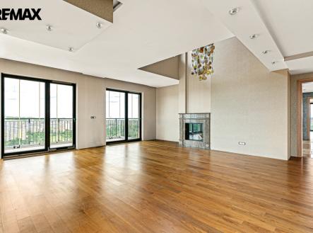 Prodej bytu, 6+1, 320 m²