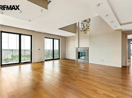 Prodej bytu, 6+1, 320 m²