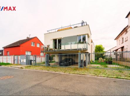 Prodej bytu, 3+kk, 92 m²