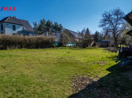 Prodej pozemku pro bydlení, 1 070 m²