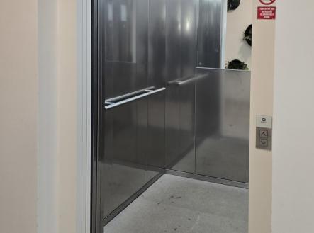 Pronájem skladovací prostor, 2 m²