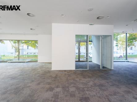 Pronájem obchodní prostory, 155 m²