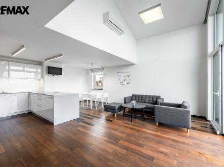 Prodej bytu, atypický, 204 m²