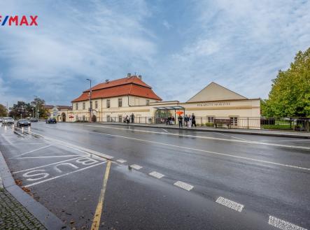 Pronájem obchodní prostor, 69 m²