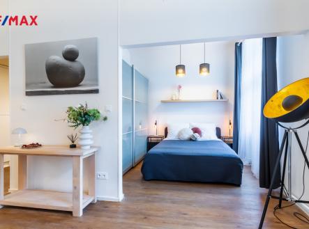 Pronájem bytu, 1+kk, 44 m²