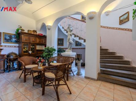 Prodej nájemního domu, 489 m²