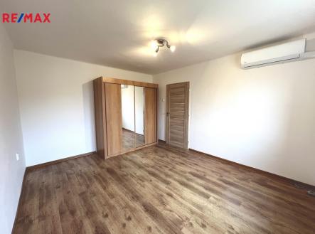 Pronájem bytu, 4+1, 105 m²