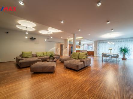 Prodej domu/vily, 536 m²