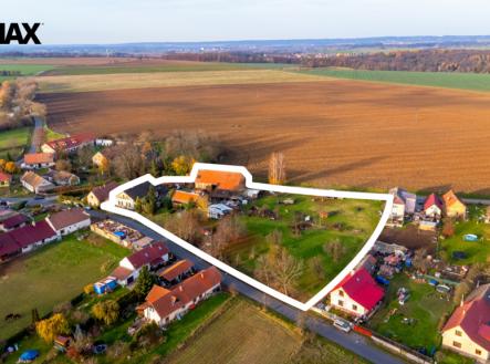 Prodej pozemku pro bydlení, 7 032 m²