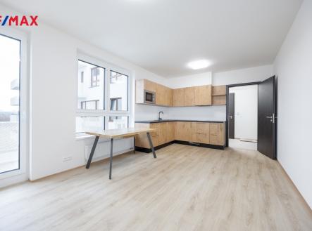Pronájem bytu, 1+kk, 32 m²