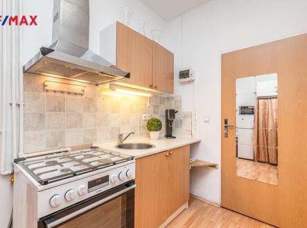 Pronájem bytu, 1+kk, 39 m²